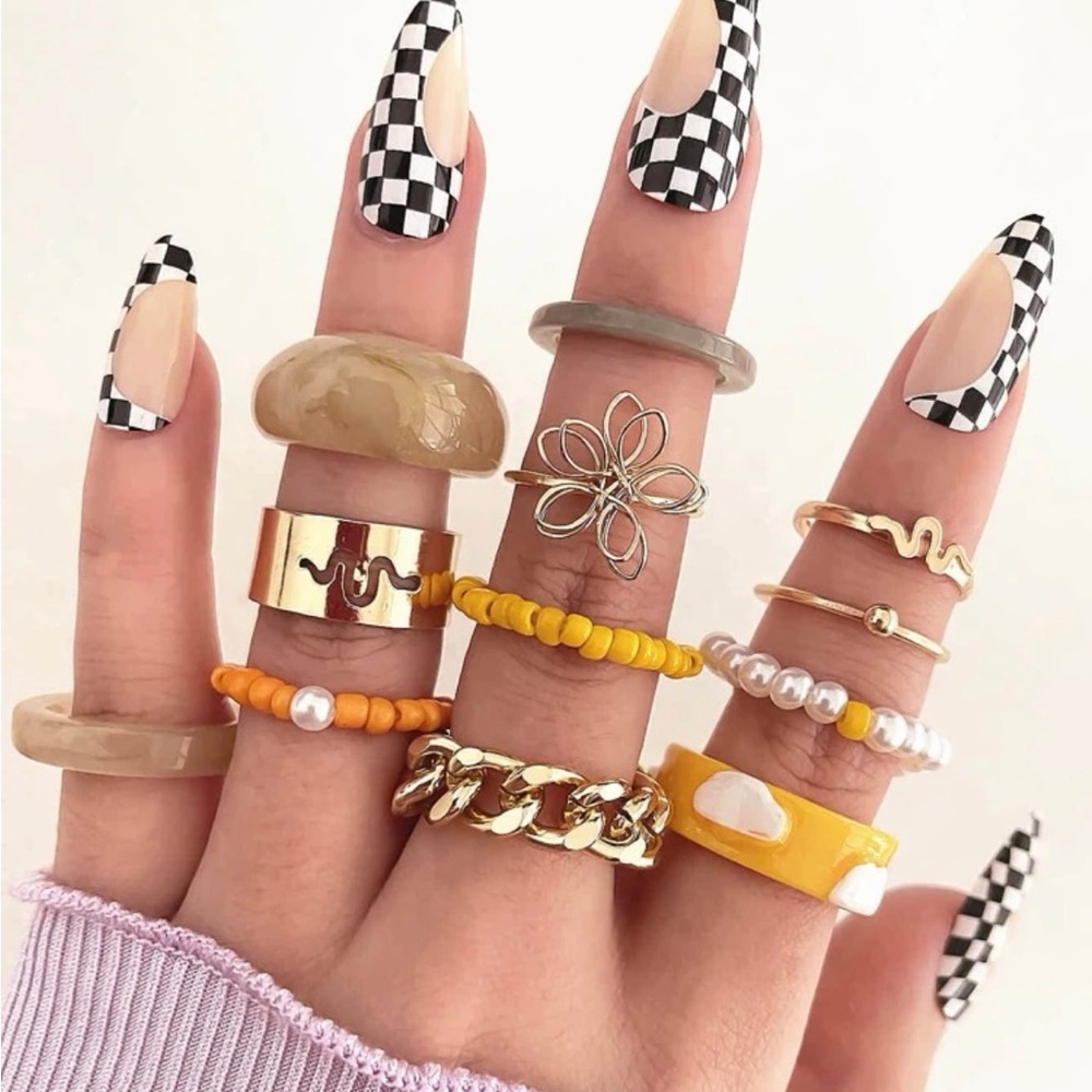 🟥Aesthetic Ring Set